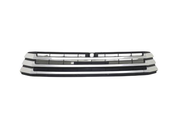 2017-2019 Toyota Highlander Front grille - Image 2