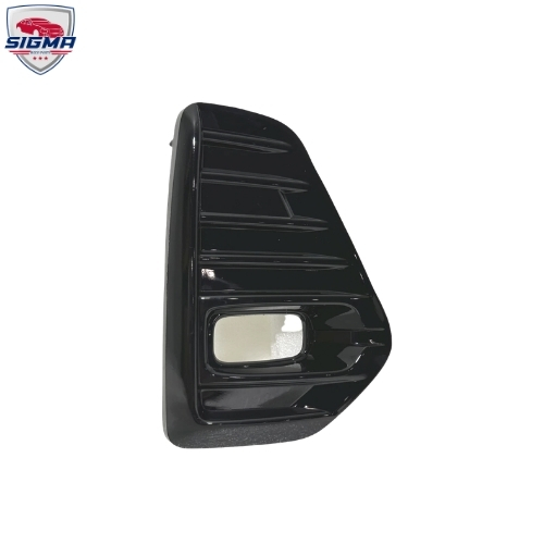 2021-2023 Nissan Kicks Right Front Side Bumper Fog Light Cover Gloss Black